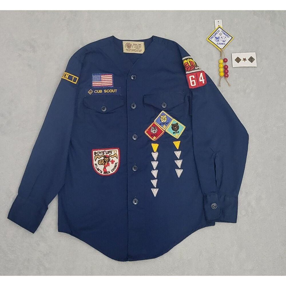 Vintage Cub Scout Youth Uniform Shirt‎ Blue Long Sleeve No Collar w/Insignia